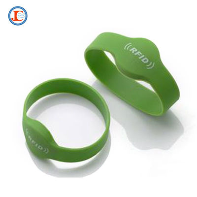 ราคาโรงงาน 90T เครื่องพ่นฉีด / เครื่องผลิต Usb